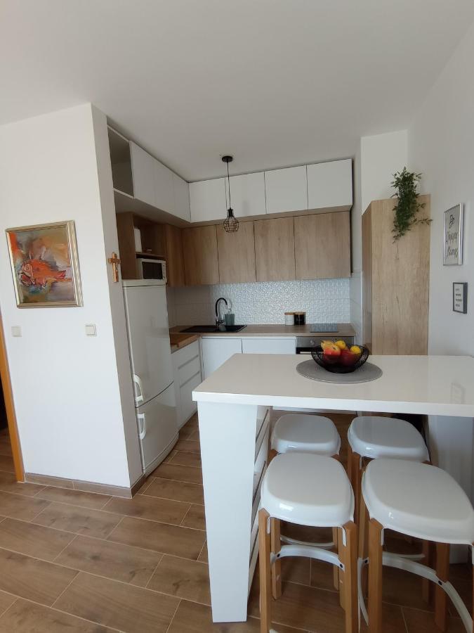 Cozy Apartmant With A Sea View In Орашац Екстериор снимка